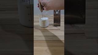 Aerolatte Handheld Milk Frother [upl. by Clute]